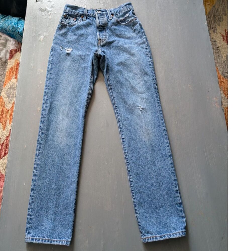 Levi's Premium 501 Distressed Straight Leg Jeans Medium Wash Denim W23 L30